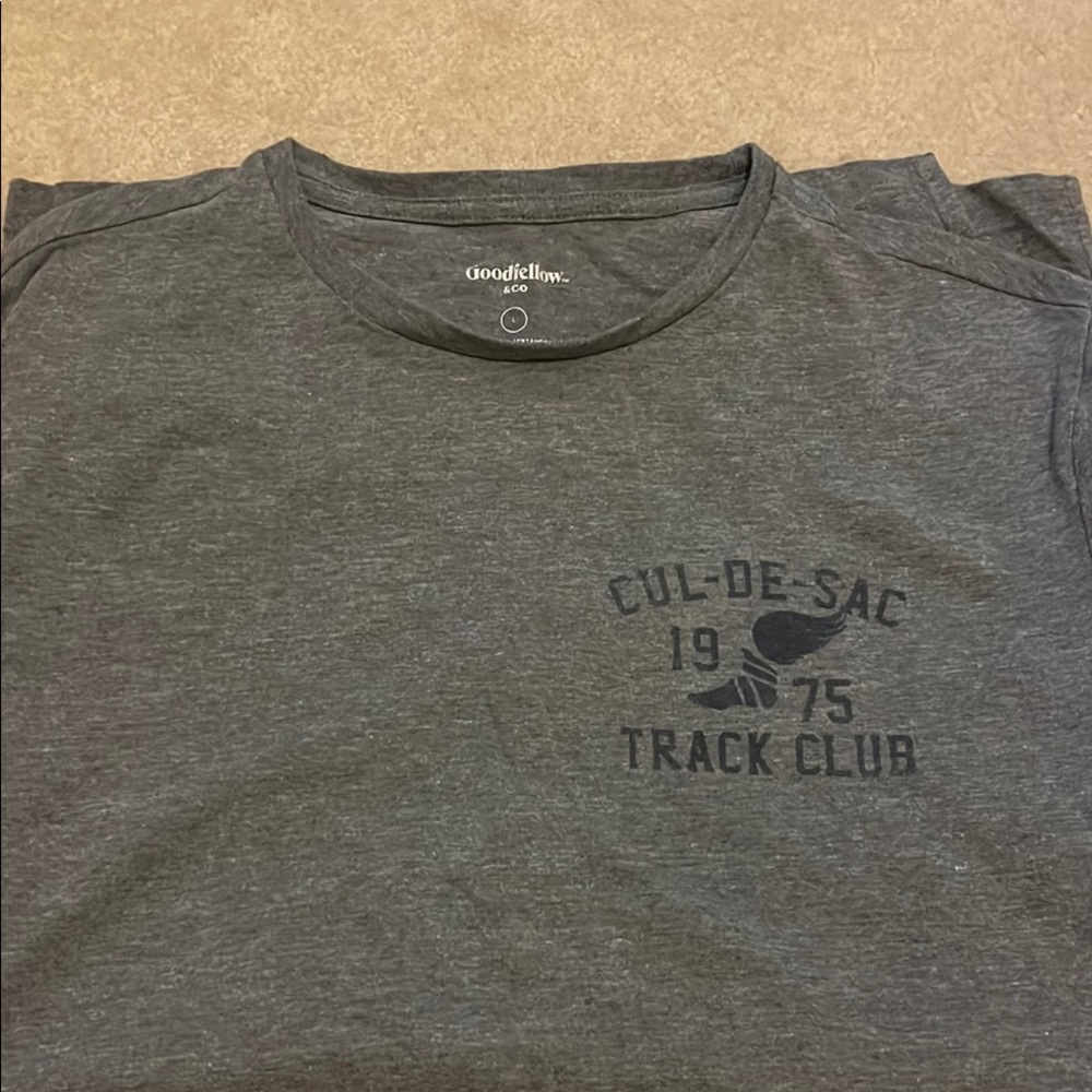 Goodfellow & Co Gray long sleeve tee